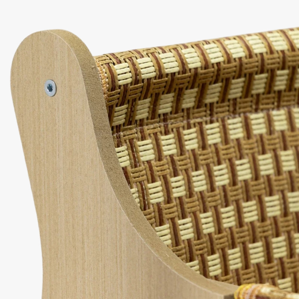canape-pour-petit-chien-tresse-en-rotin-closeup