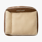 matelas-pour-chien-marron-dessus