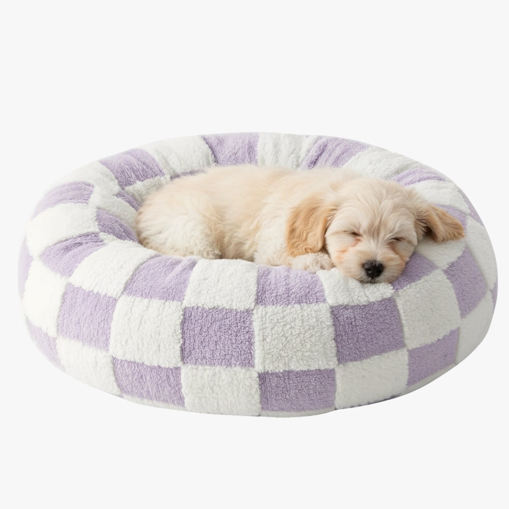 panier-donut-pour-chien-a-carreaux-violet