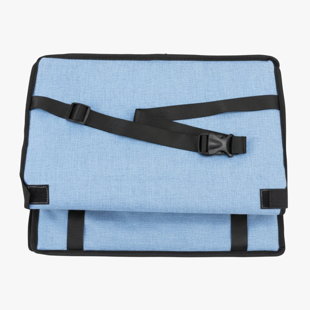 panier-pour-chien-bleu-pour-voiture-plie