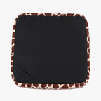 panier-pour-chien-leopard-couvert-dessous