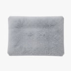 panier-pour-chien-orthopedique-gris-en-fourrure-dessus