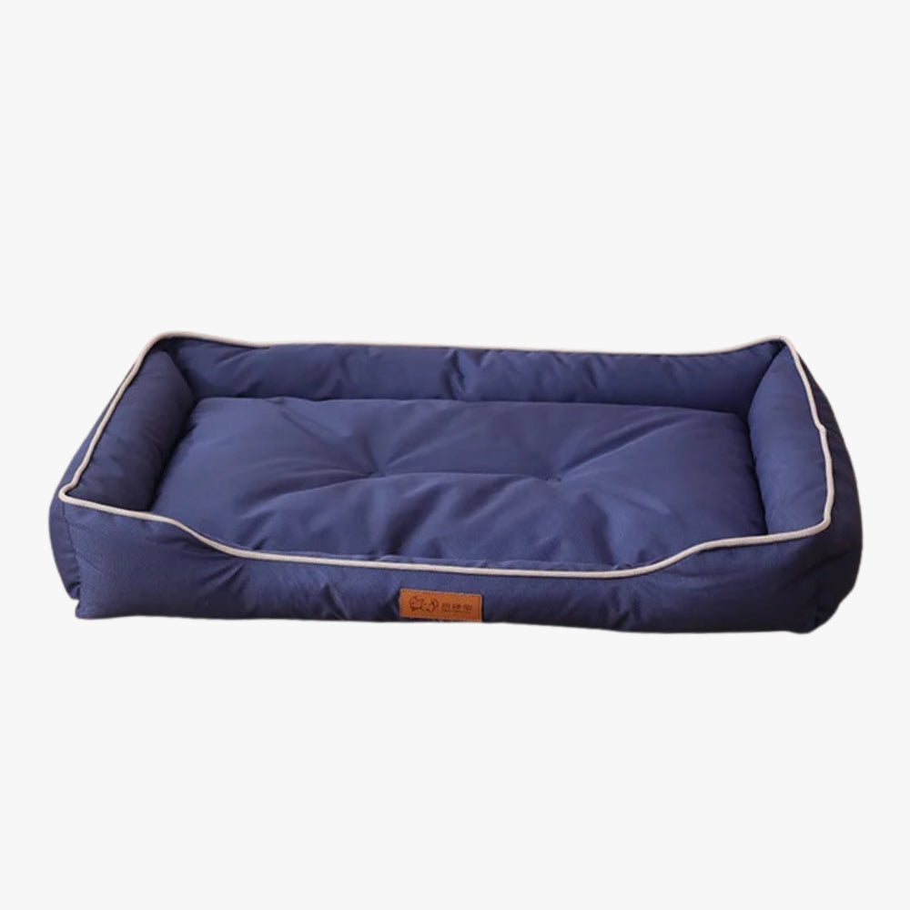 panier-pour-chien-rectangulaire-bleu-vide