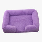 panier-pour-chien-violet-en-fourrure-dessus
