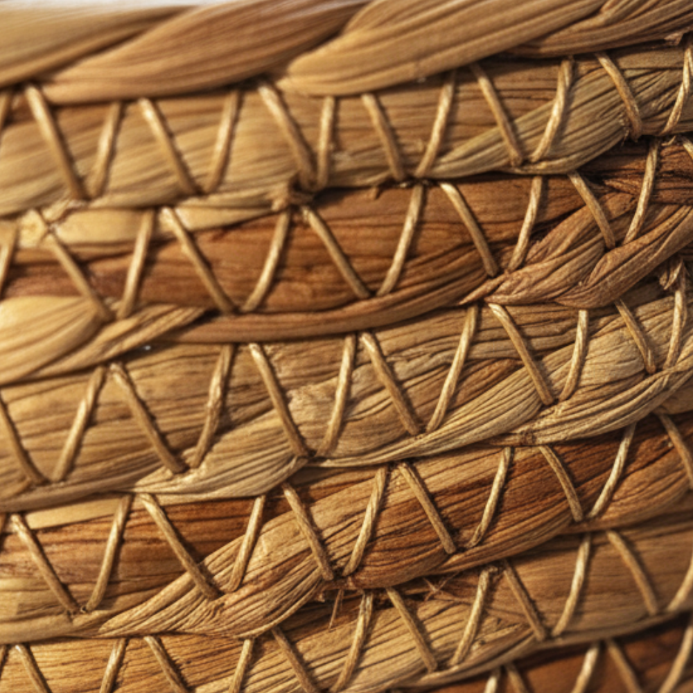 panier-pour-petit-chien-en-rotin-closeup