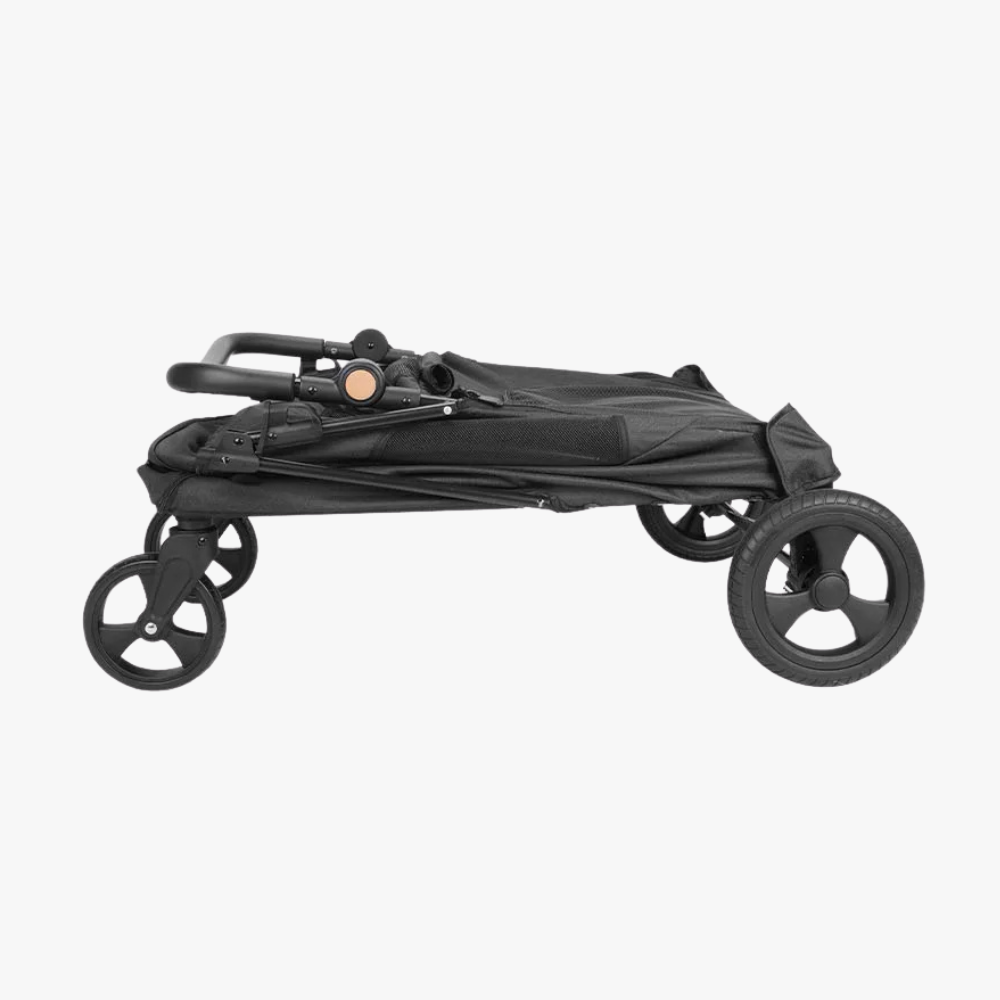 poussette-pour-grand-chien-noire-plie