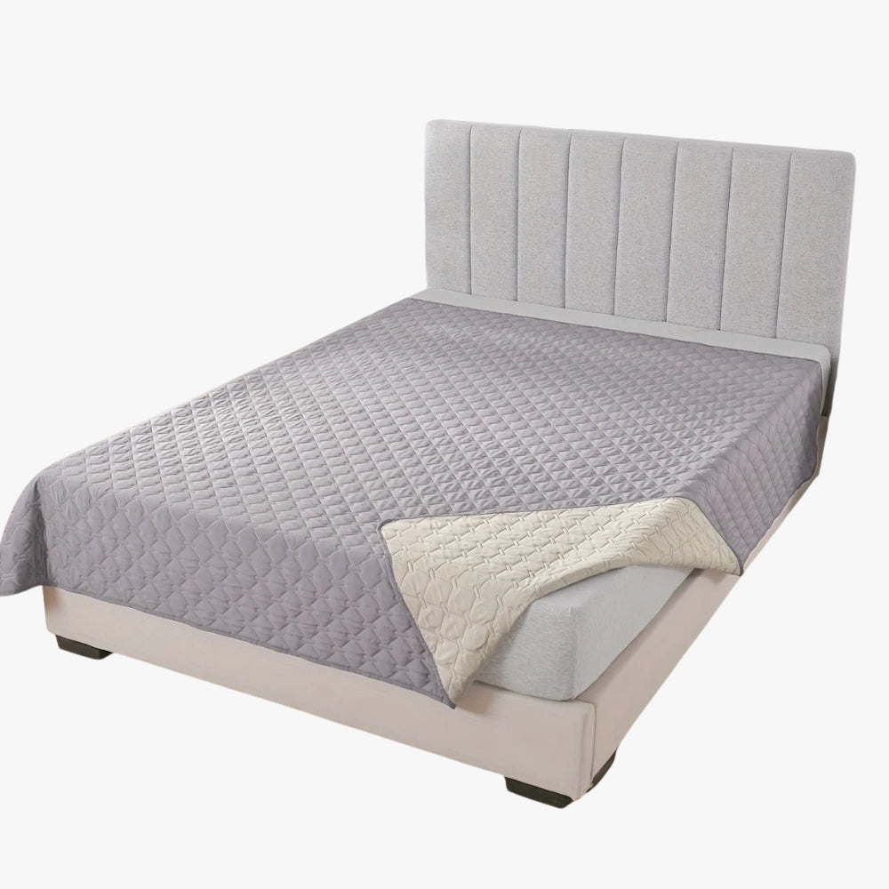 protection-de-lit-pour-chien-gris-vide