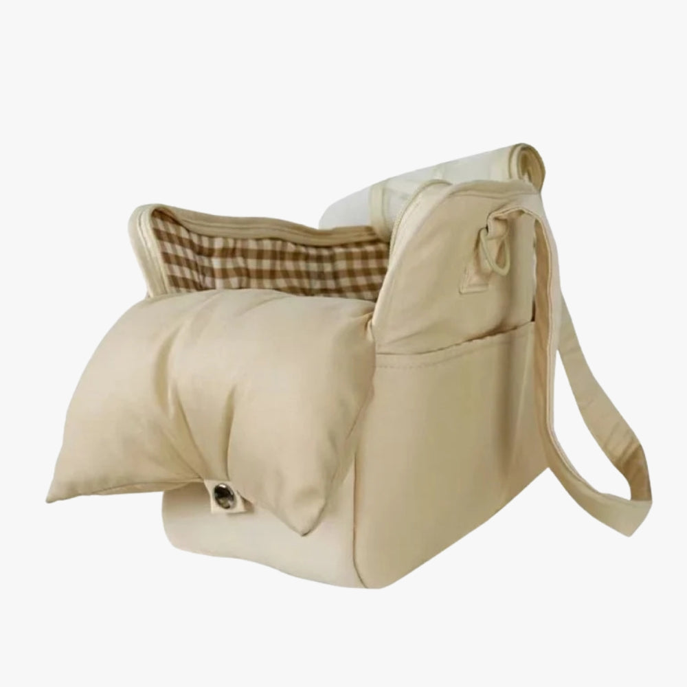 sac-a-main-de-transport-pour-chien-beige-vide