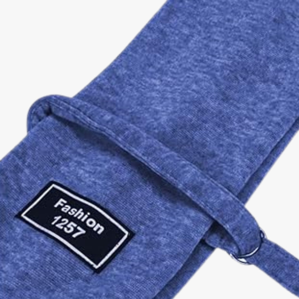 sac-banane-pour-chien-bleu-closeup