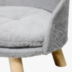 tabouret-pour-chien-gris-closeup