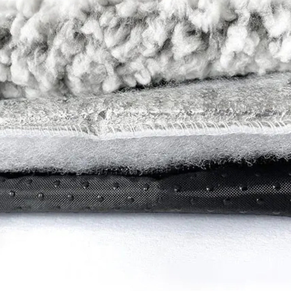 tapis-auto-chauffant-pour-chien-gris-couches