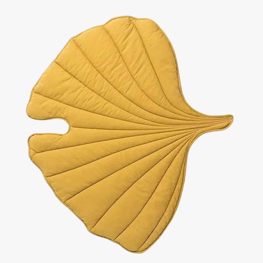 tapis-feuille-pour-chien-jaune