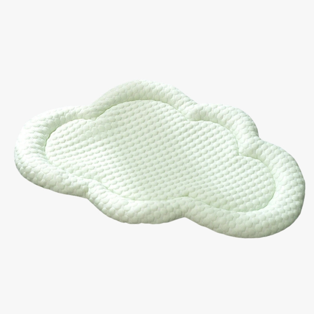 tapis-pour-chien-rafraichissant-nuage-vert-pale
