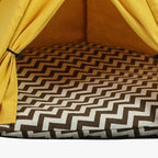 tipi-pour-chien-jaune-interieur