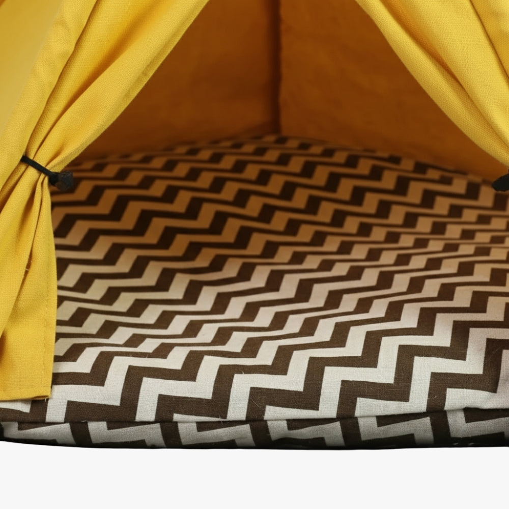 tipi-pour-chien-jaune-interieur