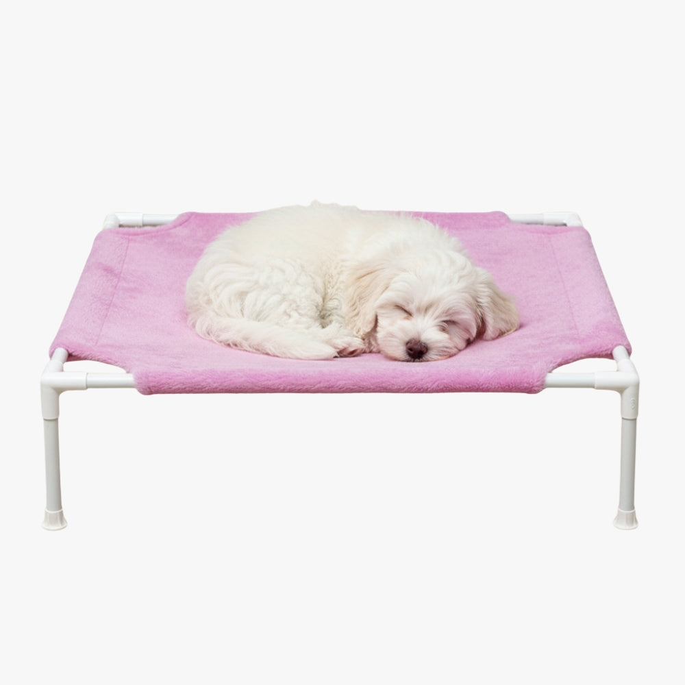 transat-rose-pour-petit-chien-doux-rose